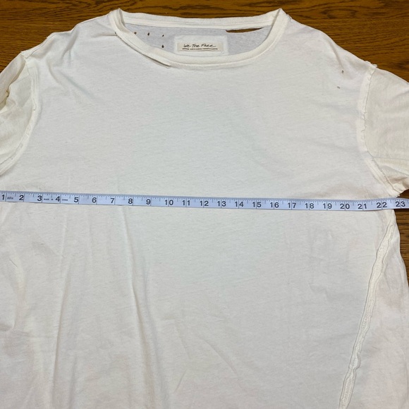 NWT We The Free T Shirt Size M Dani Oversized Distressed Cream Short Sleeve - Picture 8 of 11